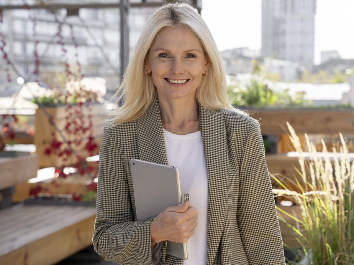 close-up-company-employee-smiling